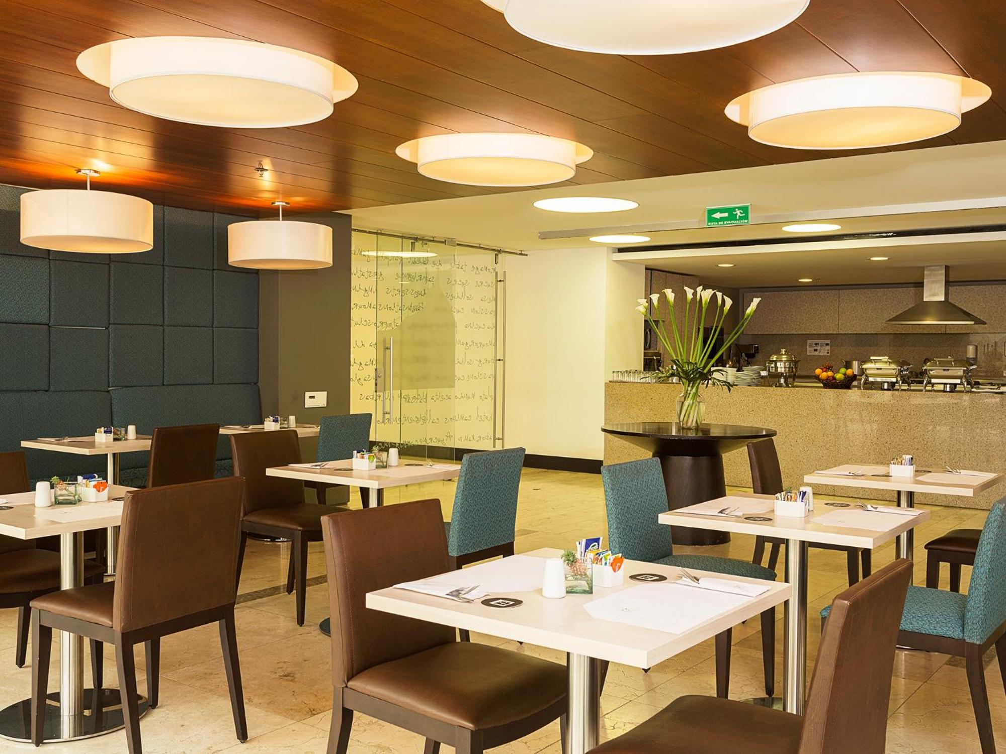 Hotel Bh Bicentenario Bogota
